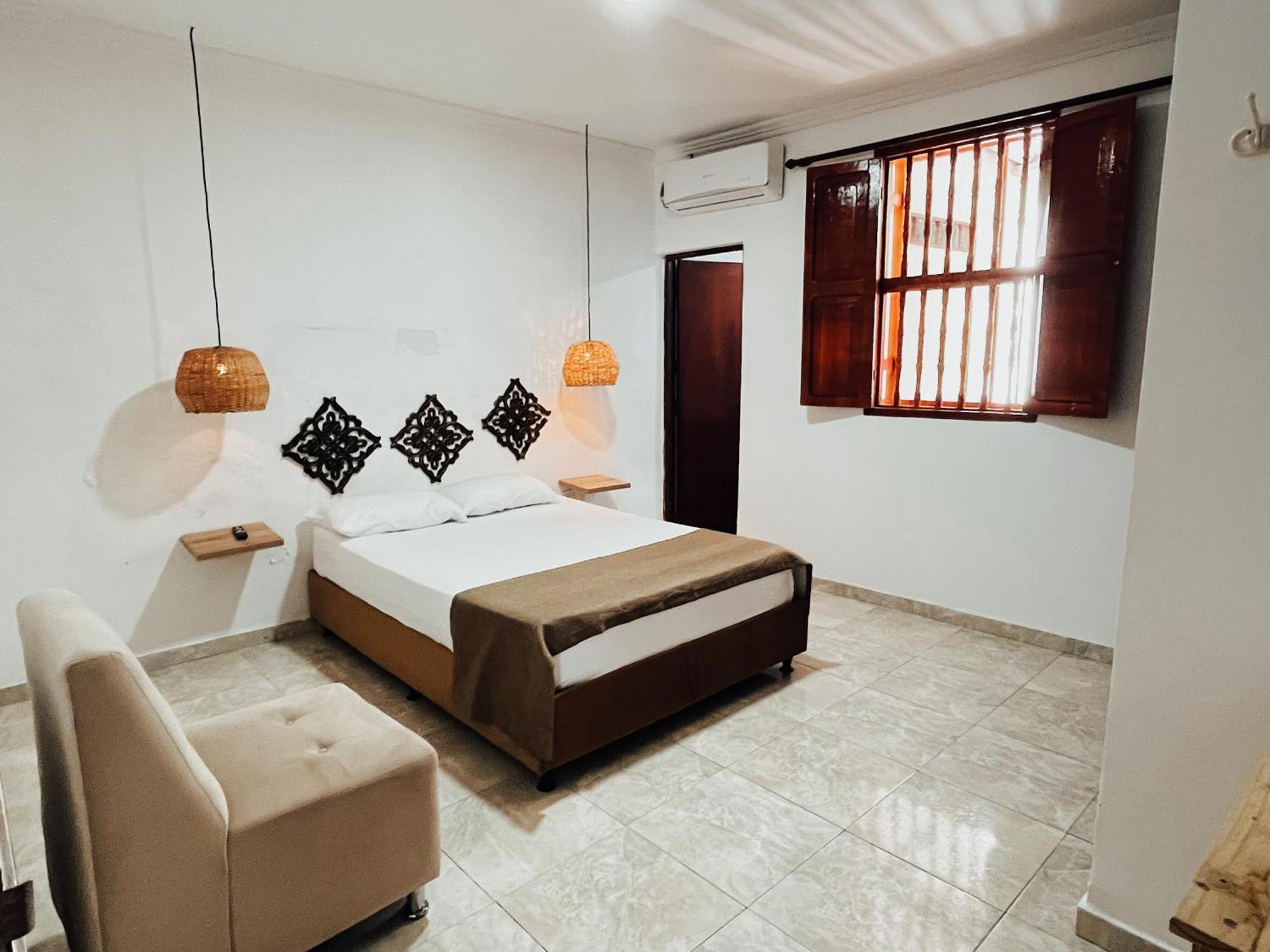 Hostal Maus Cartagena Buitenkant foto